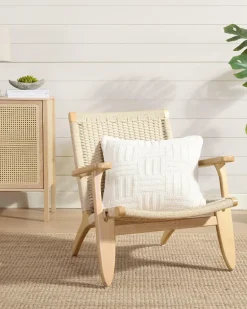 Chain Basket Decorative Pillow