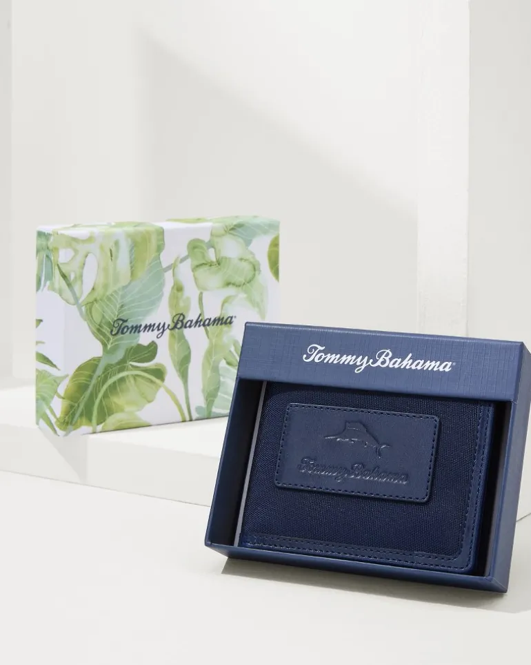 Passcase Wallet With Patch Logo