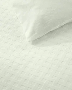 Solid Basketweave 3-Piece King Comforter Set